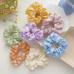 Daisy Scrunchie - Blue